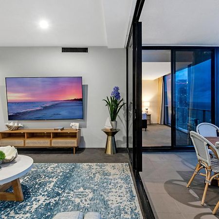 5 Bedroom Executive Sub Penthouse In The Heart Of Surfers With Full Ocean Views - Sleeps 12 - Circle On Cavill Amazing!! Gold Coast Kültér fotó